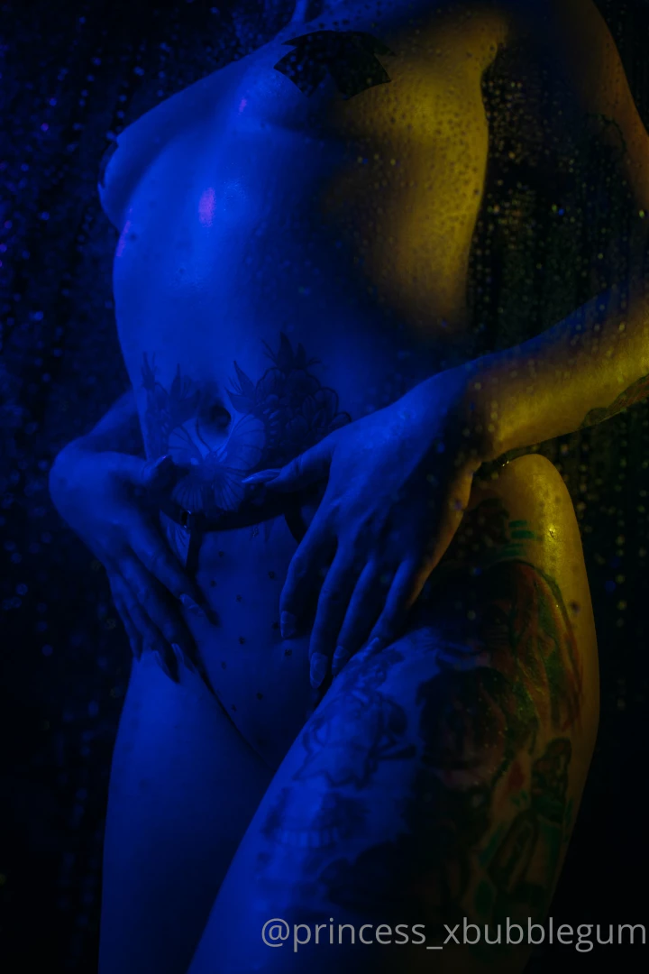 Just got back the photos from my shower photoshoot slide in my dms to part 2 
