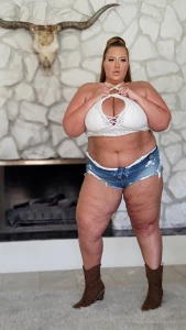 It s throwback thursday let s revisit my trip to the bbw ranch with part 1