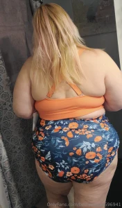 Help a girl out here i like the pink not sure about the orange but had