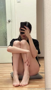 I like to sit on the floor sometimes part 2