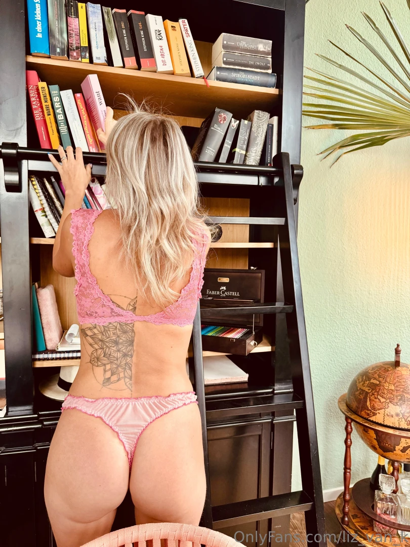 Ass wanna study with me 