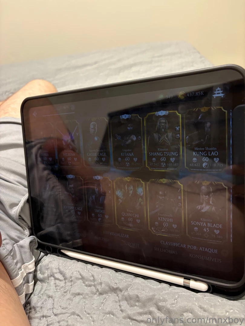 I like to play games what u guys think of my mortal kombat card part 3 