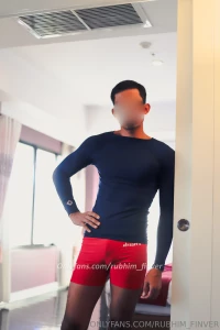 Mysterious man 1 set 1 40 pics