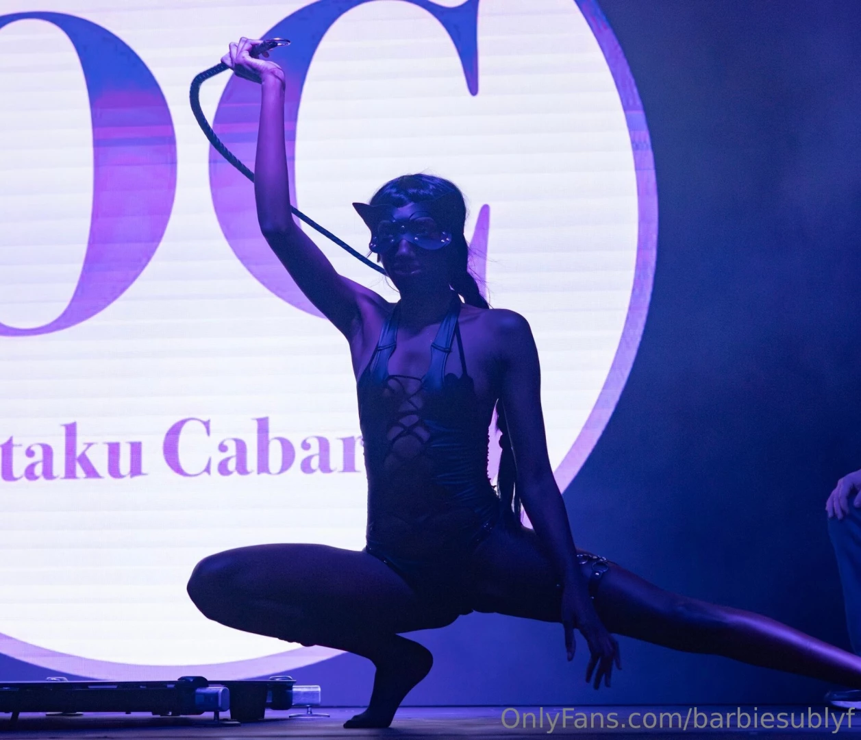 Some photos from my burlesque performance in vegas have been sent to part 4 