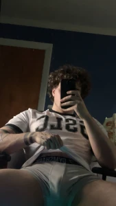 Sorry for being mia lil fam emergency but take a look at my new part 2