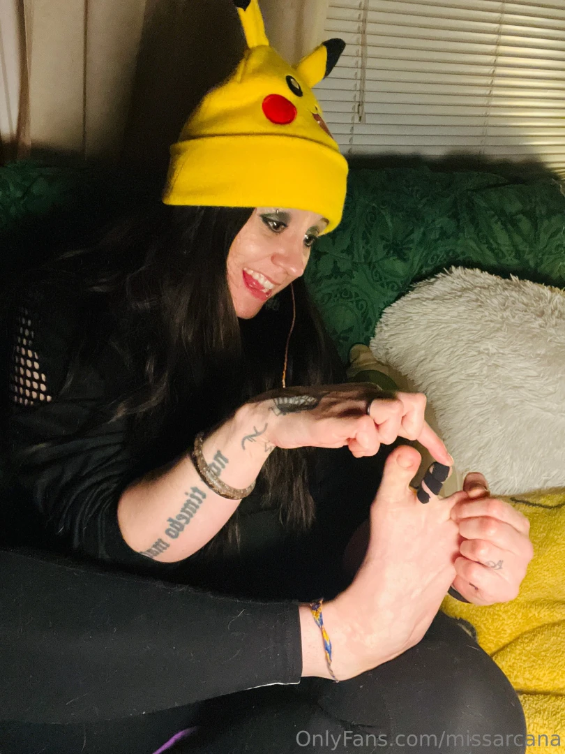 In that last pic i m talking on my arcana phone hehe https onlyfans part 2 