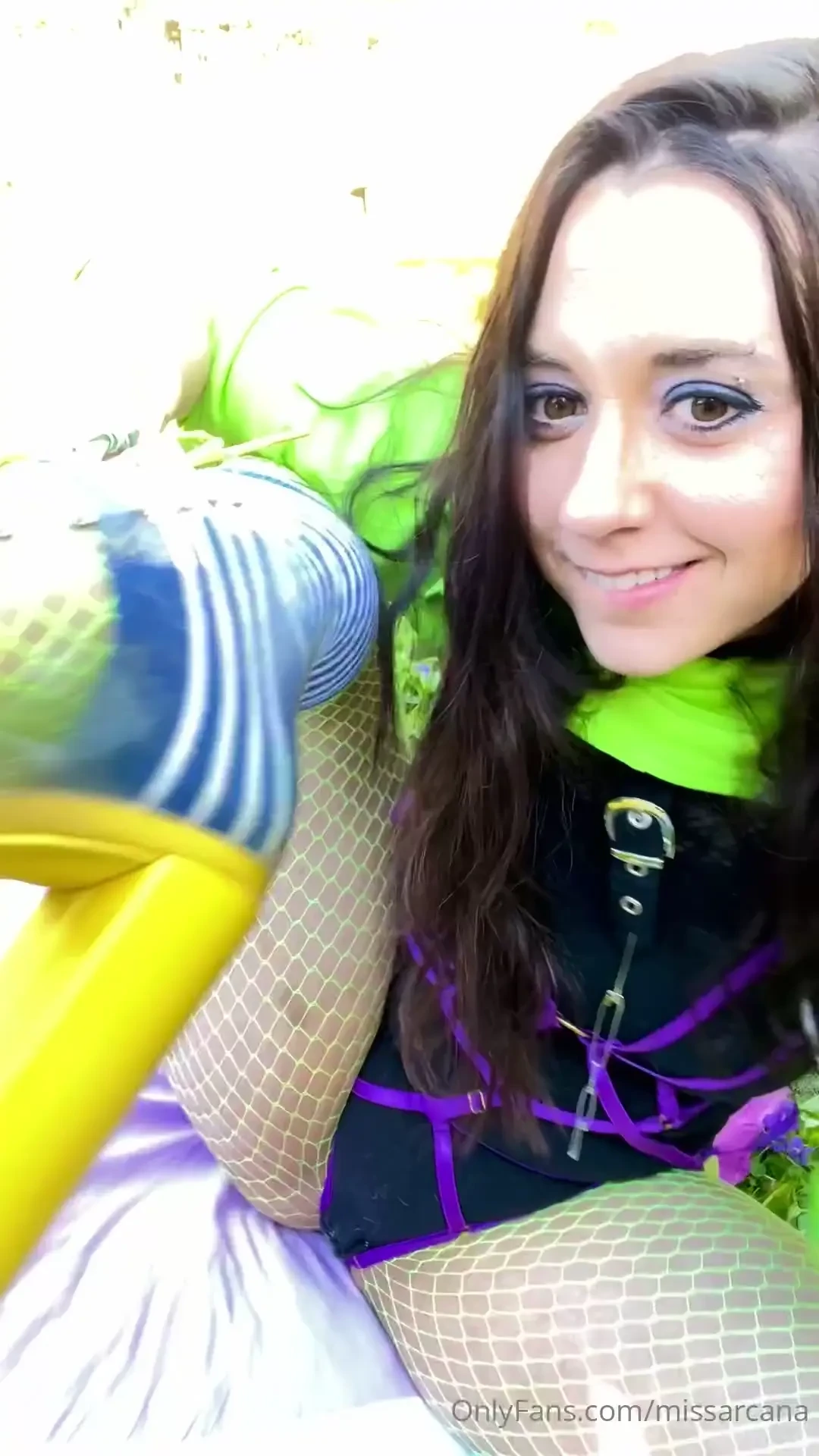 Good morning handsomes extra plus vid here 