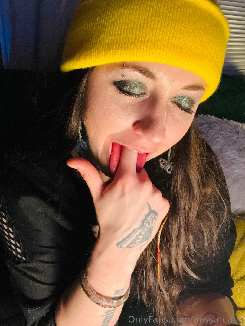 Would you please put your dick in my mouth already my fingers and this part 1 