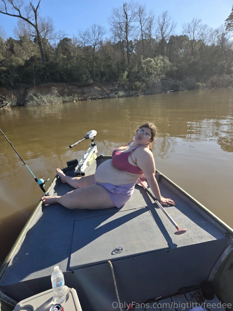 I m out growing my boat would you go fishing with me 