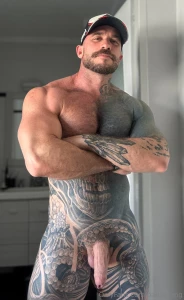 I m doing custom videos and cam just ask me via dm