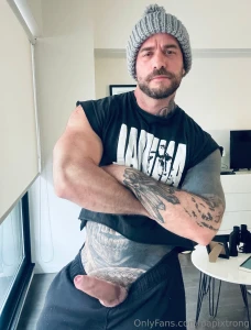 Good morning everyone it s getting cold here not for this big dick part 1