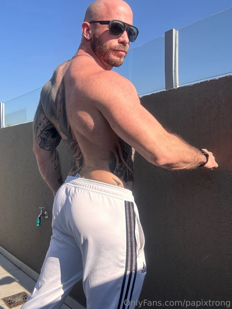 A visit to the laundry room part 4 