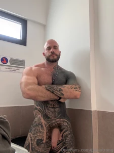 A visit to the laundry room part 2