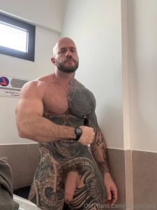 A visit to the laundry room part 5