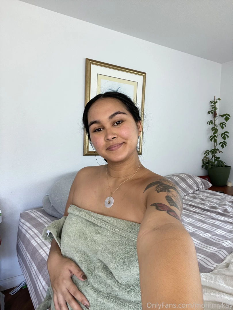Fresh out the shower swipe for boobs 