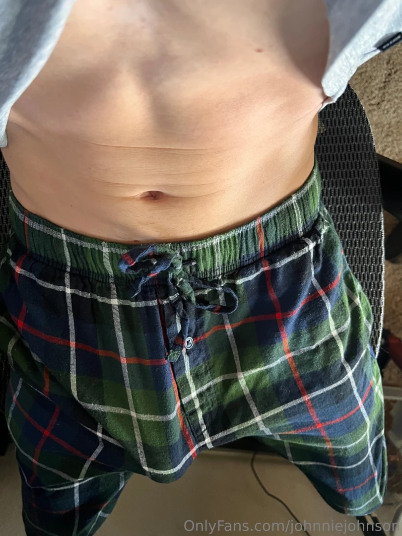 I see you looking bet you wish you could touch 