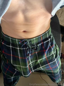 I see you looking bet you wish you could touch