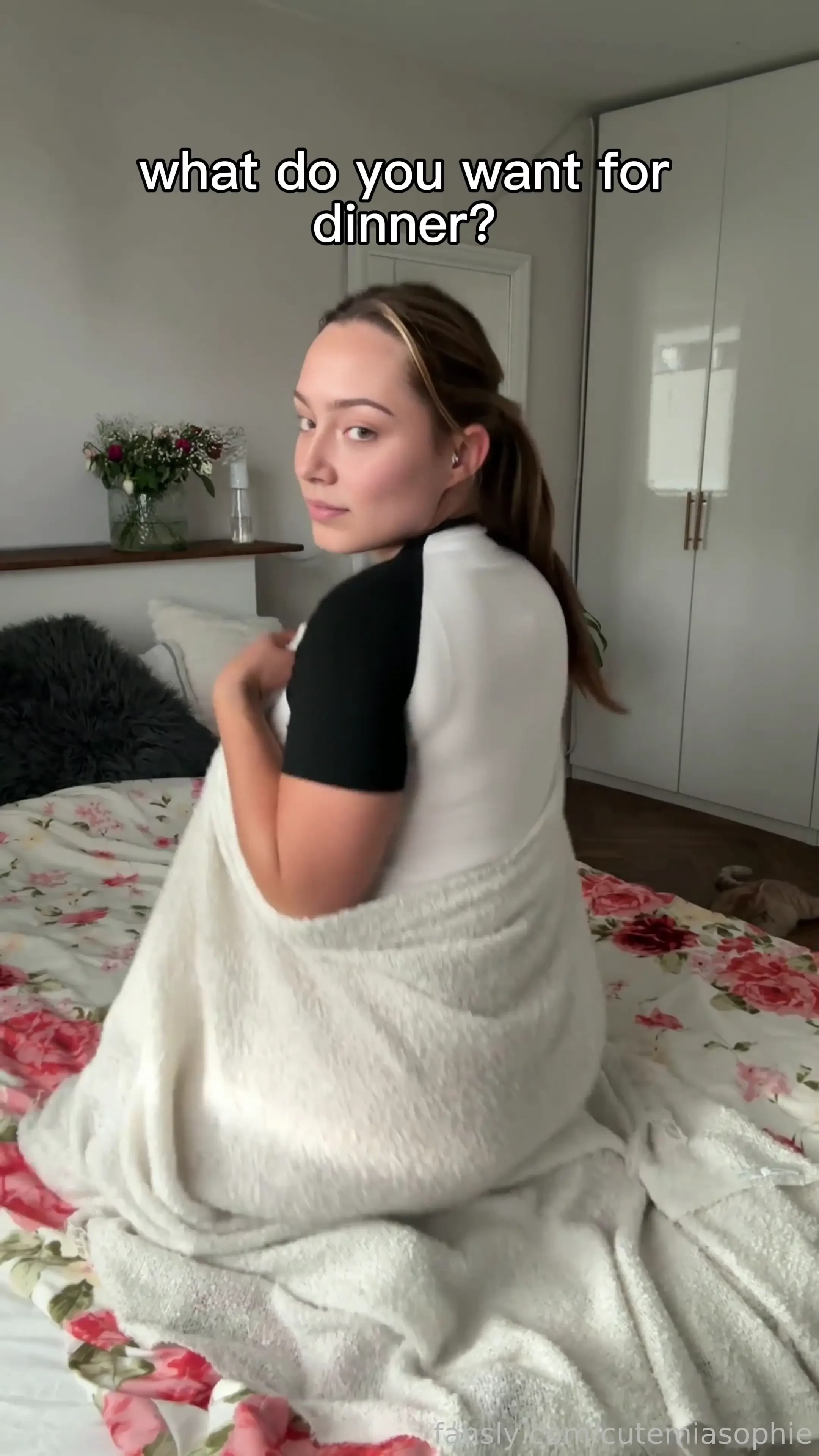 Lets have some fun bigboobs bigtits barelylegal boobs curvy teentits 