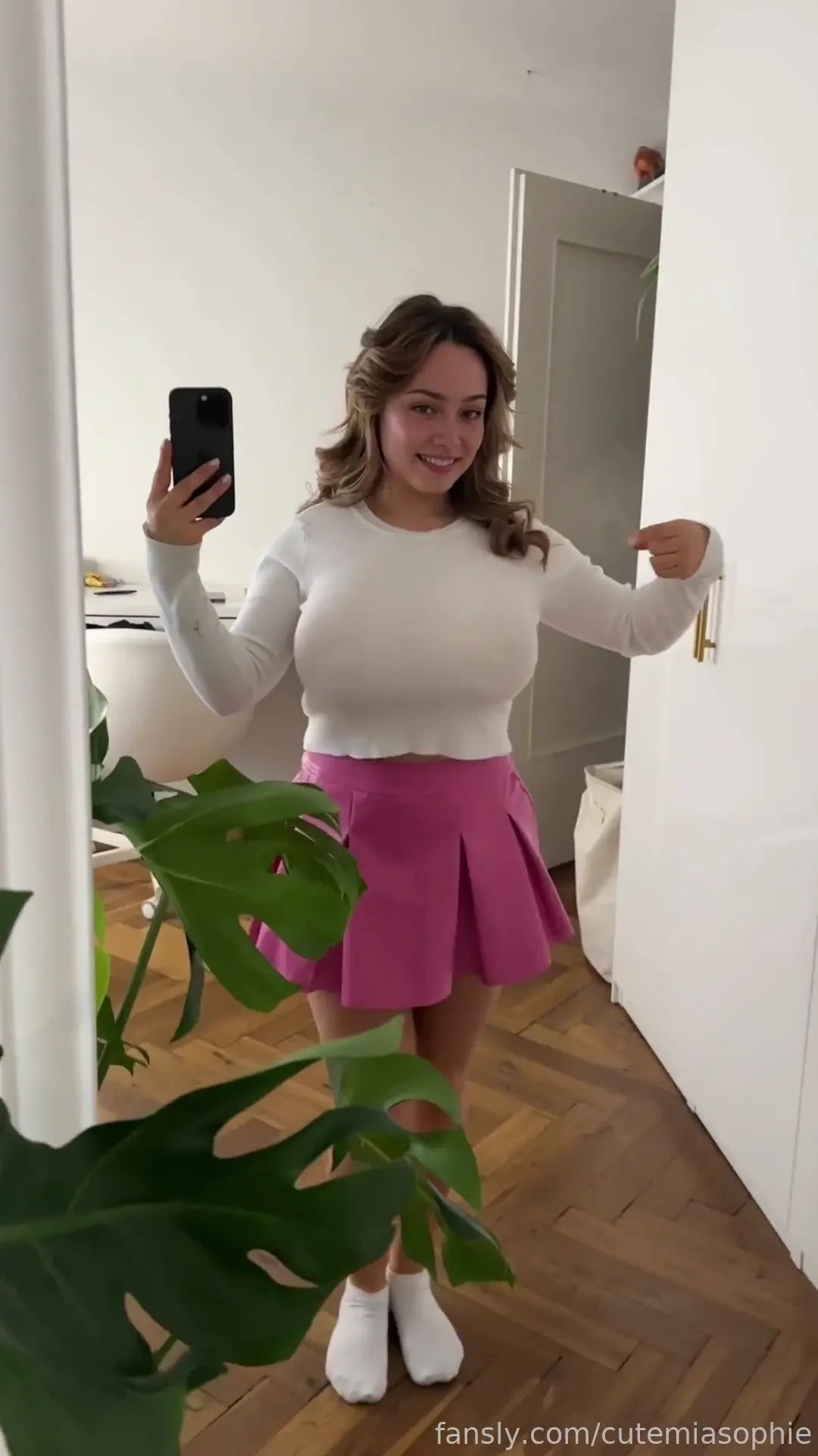 Tell me do you bigboobs bigtits barelylegal boobs curvy teentits 