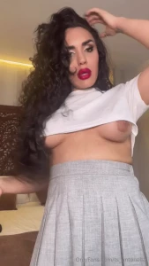 Do you dare to tell it honey tell me how you want to connect more with