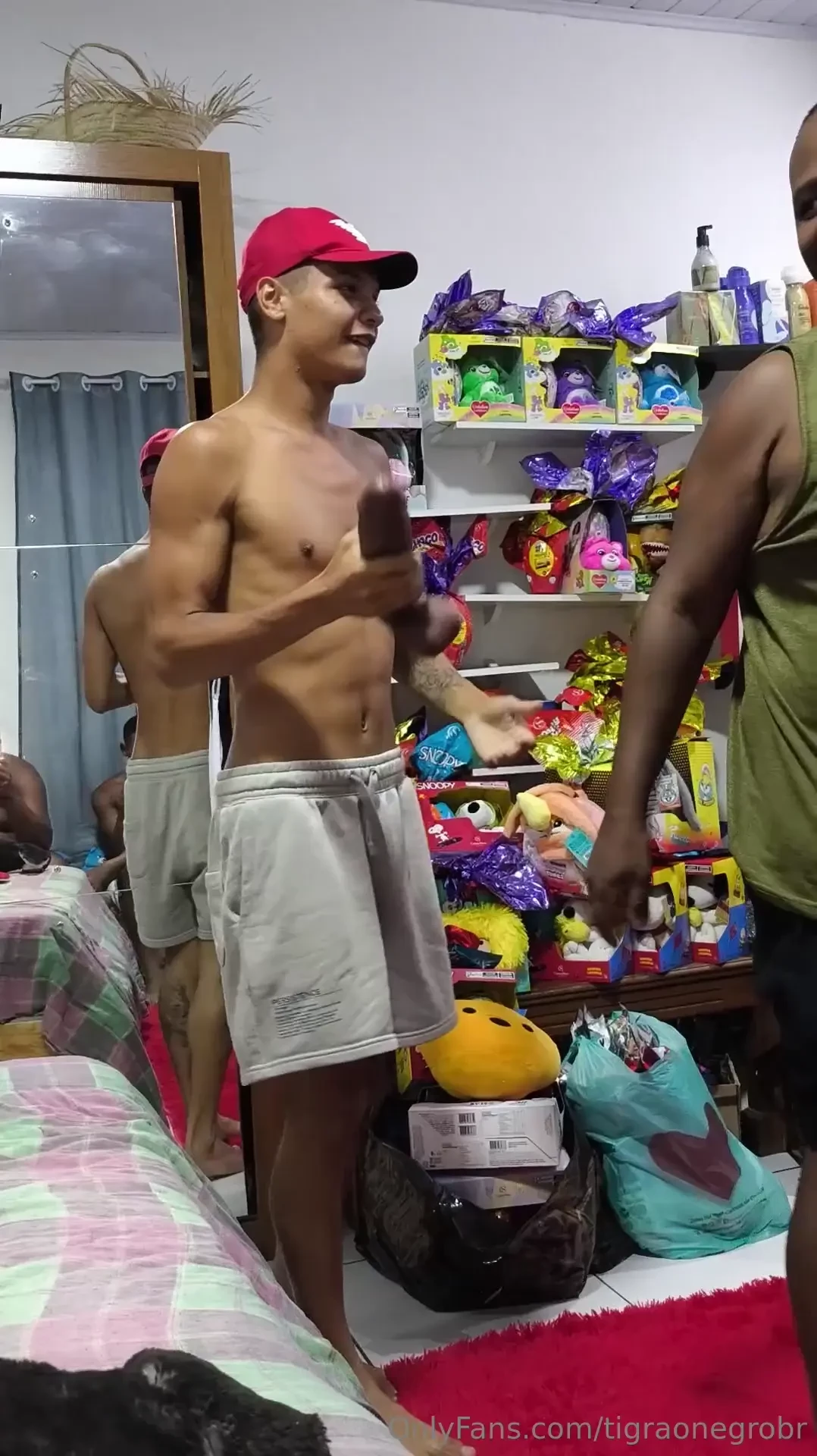 Surubao com a tia dos mavambos 