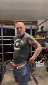 Squat and garage poses part 2