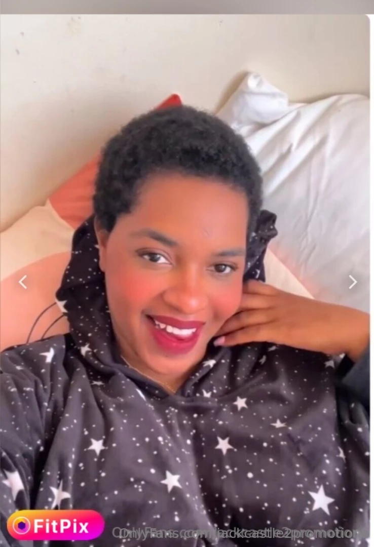 Bae_leee hola i m barbie thick curvy and full of surprises i serve up 