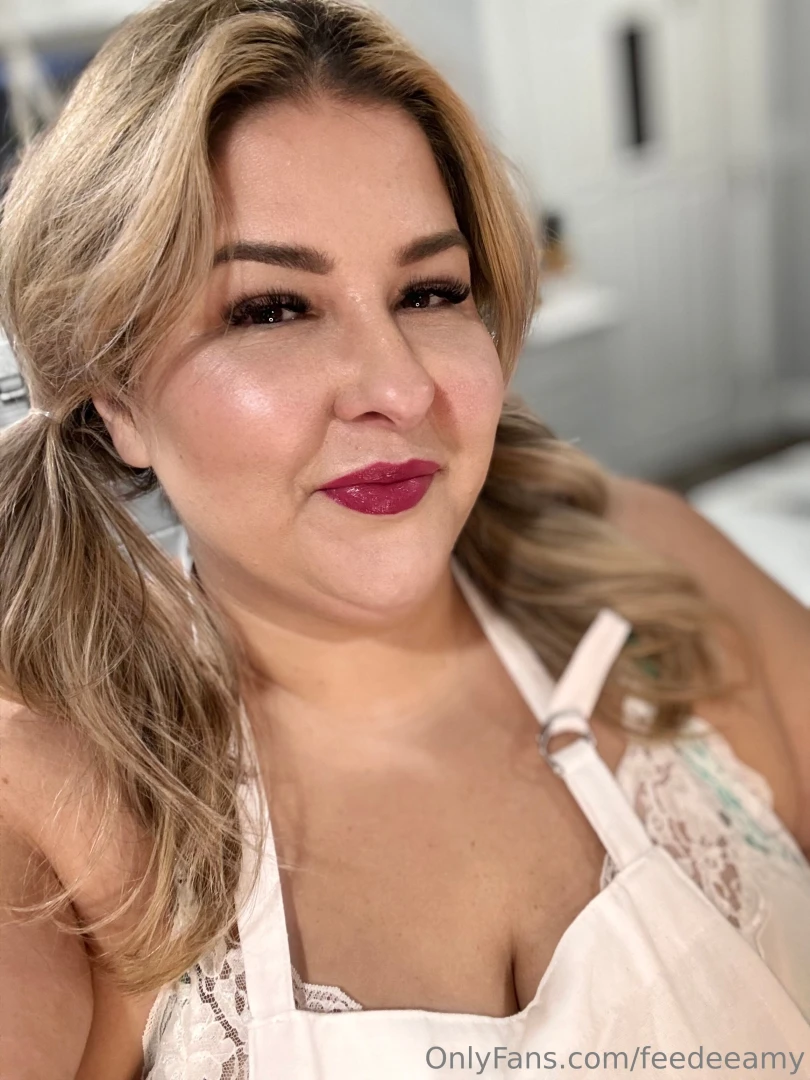 Idk i kinda like pigtails on me 