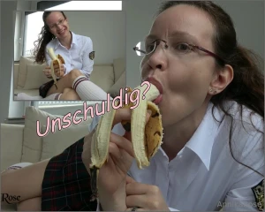 An einer banane lutschen oder dann doch essen suck on a banana or eat