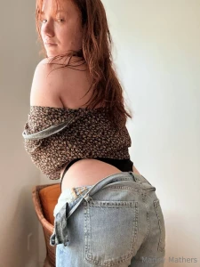 Love this outfit tips help keep it on or take it off