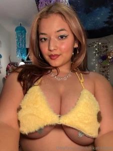 Took so many cute fits in my new pikachu outfit hehehe