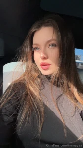 The mood is as if the whole world is playing the same tune with me -