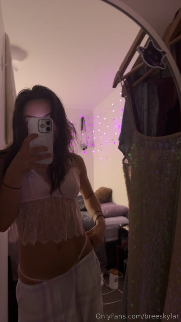 Late night feeling a little bit too comfy in my pj s should i show you part 4 