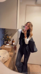 Me every tuesday just checking my emails 4 hours later deep in code