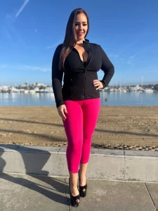 It s getting so warm on this walk i might have to take off this jacket part 3