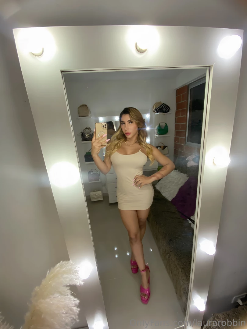 Sexy is a kind of beauty a kind of self-expression 