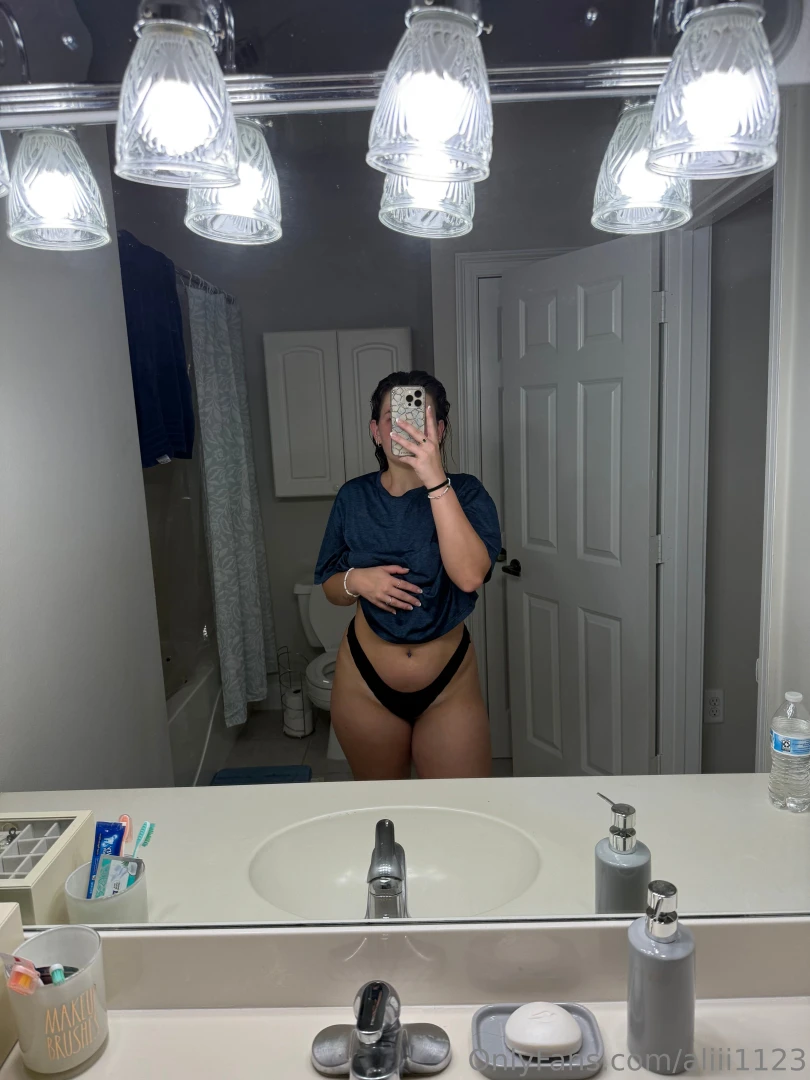 I hope everyone s having a good afternoon i should be streaming 