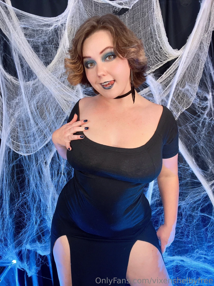 Witchy babe and her tentacle 34 pics and a few vids pics are mostly part 2 