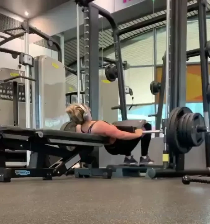 Thrusting 140kg and gaining man those last few reps are hard but no 