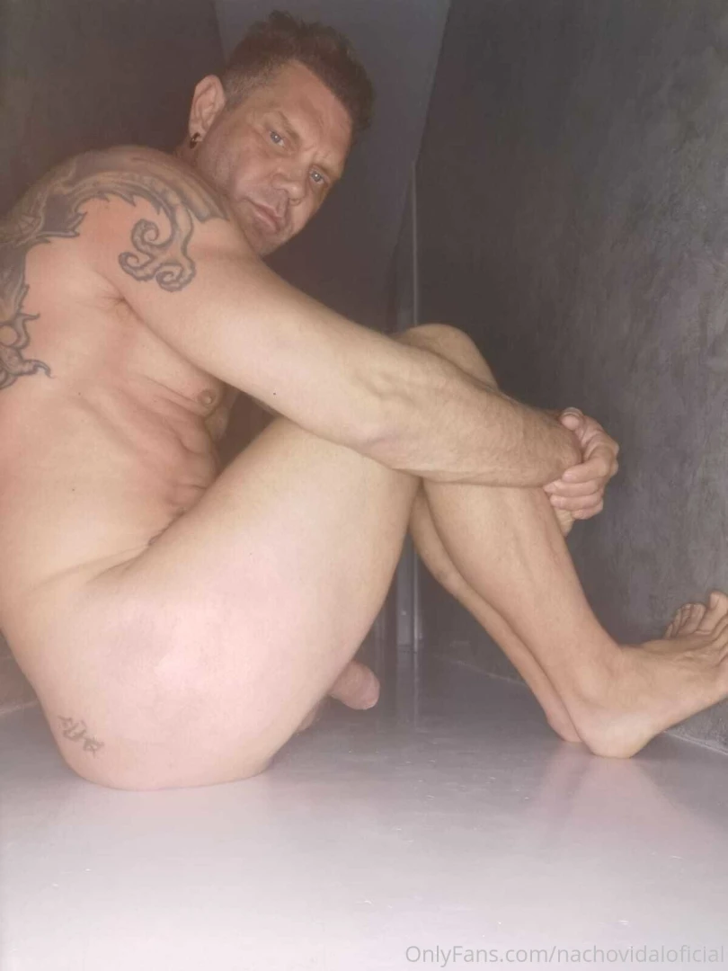 Start your week having a lot of fun with me will you do it write me 