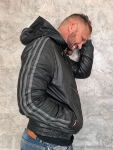 It s friday so i want you to start your day with one order think of me