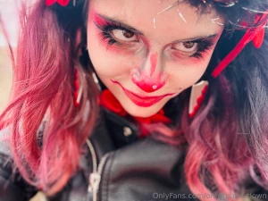 More sexy af demon clown queen come join my circus i m recruiting