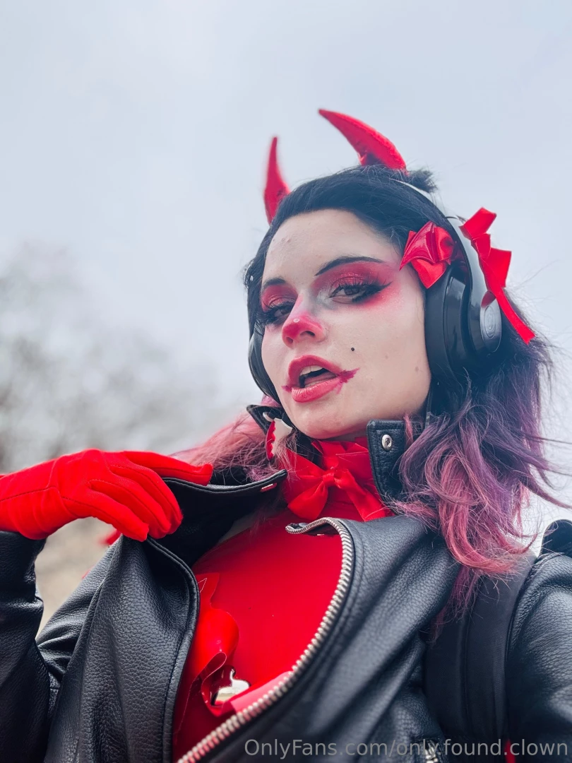 More sexy af demon clown queen come join my circus i m recruiting part 3 