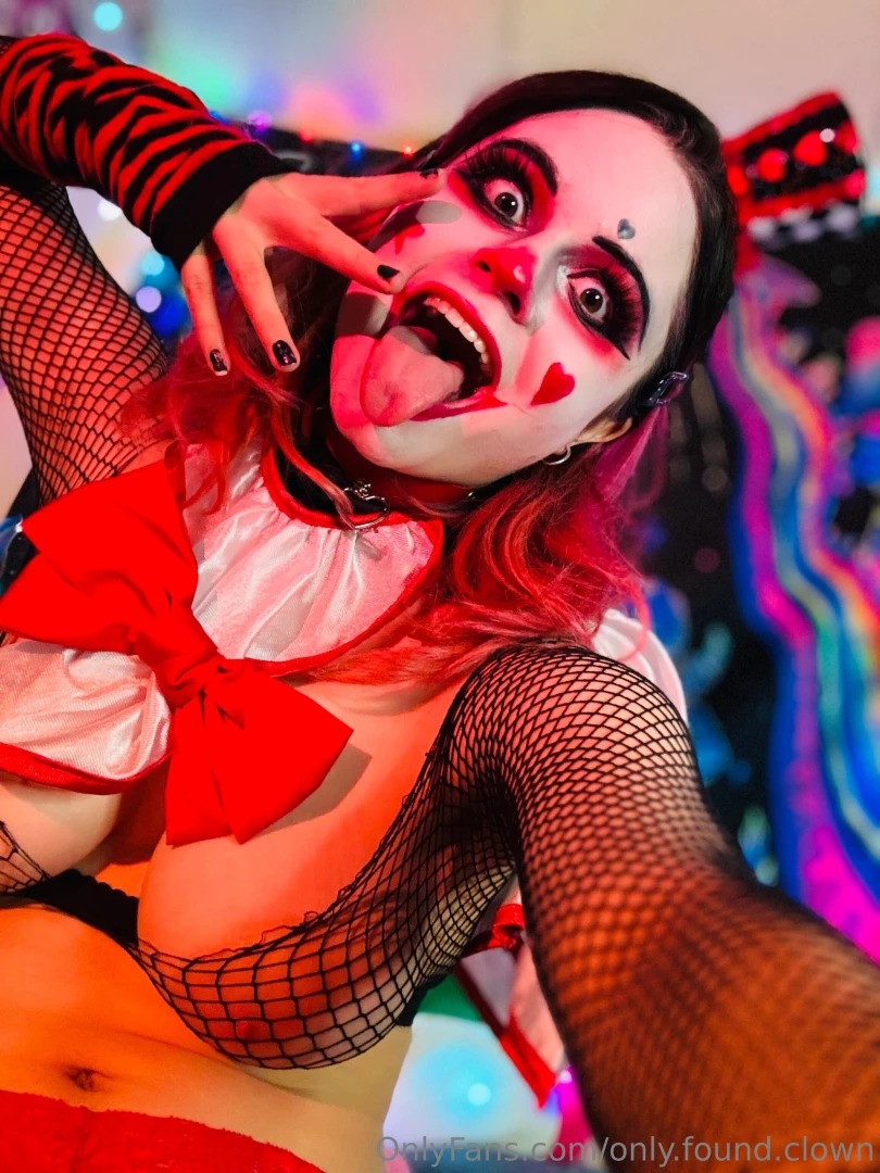 Clown tiddies part 1 