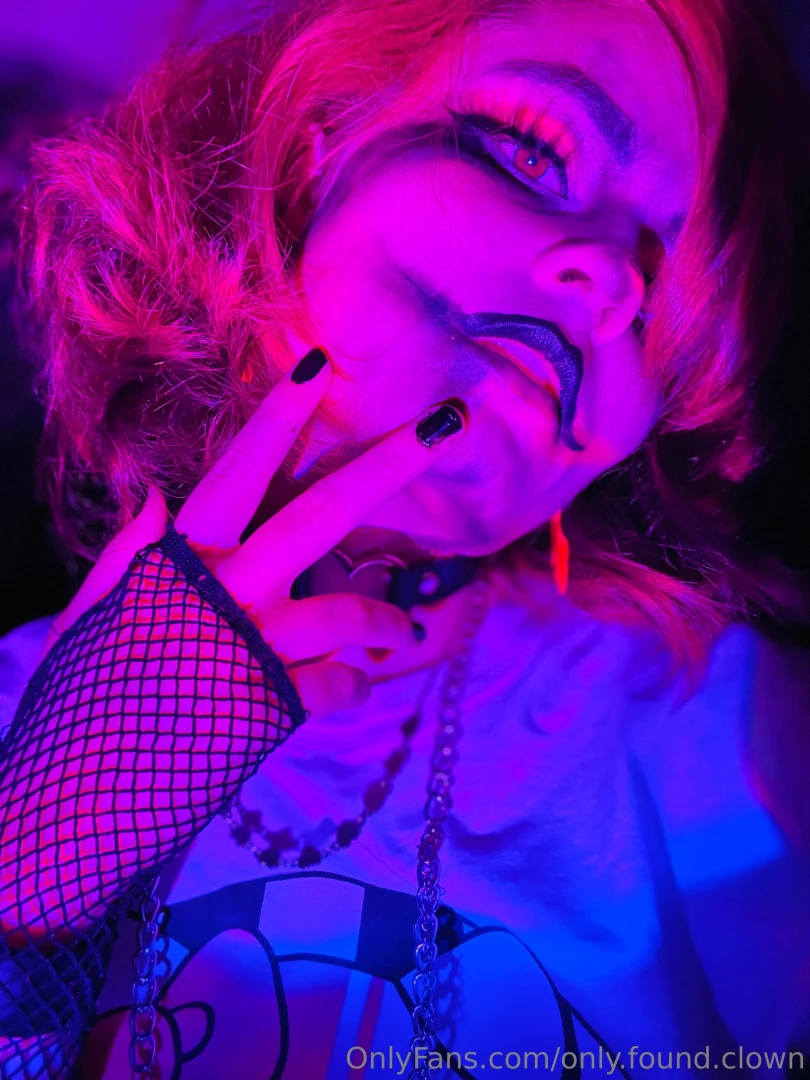 Part 1 creepy cutsie clown - sfw teaser part 8 