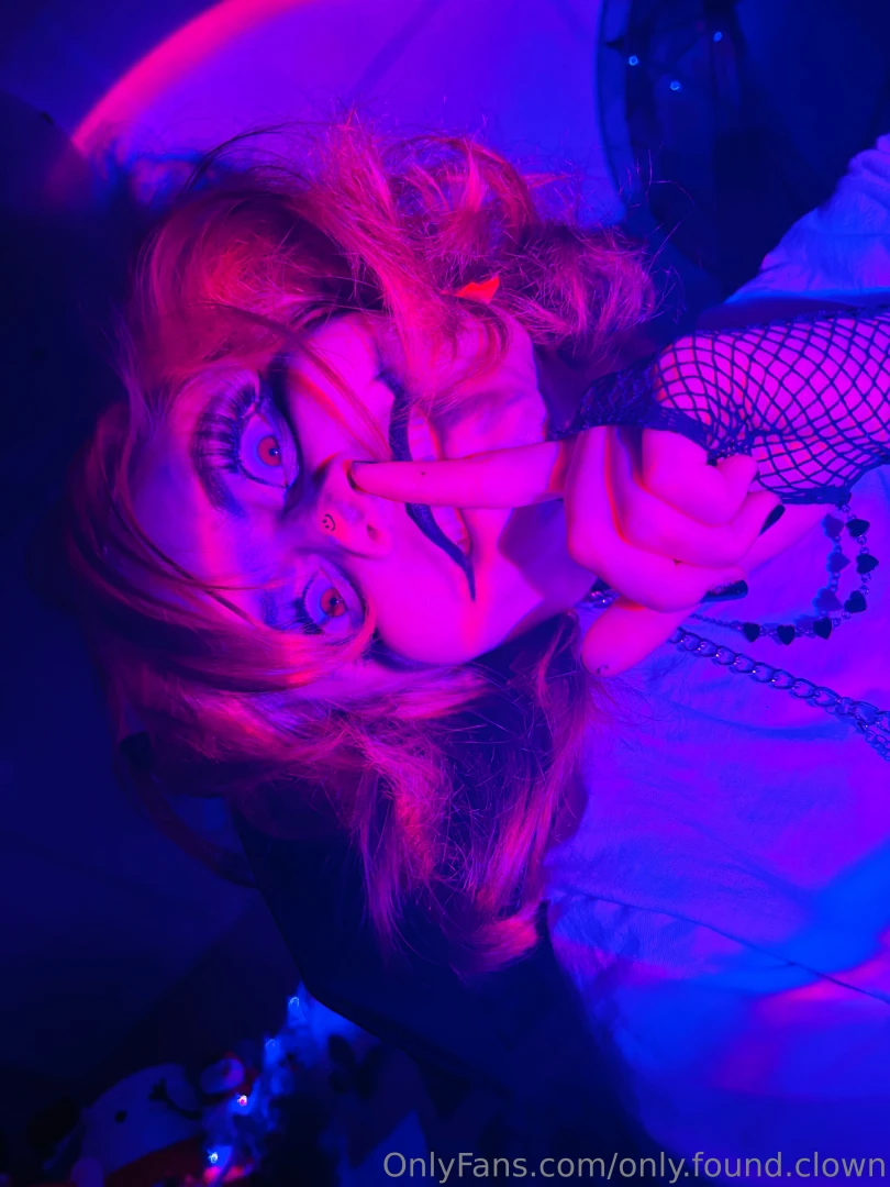 Part 1 creepy cutsie clown - sfw teaser part 10 