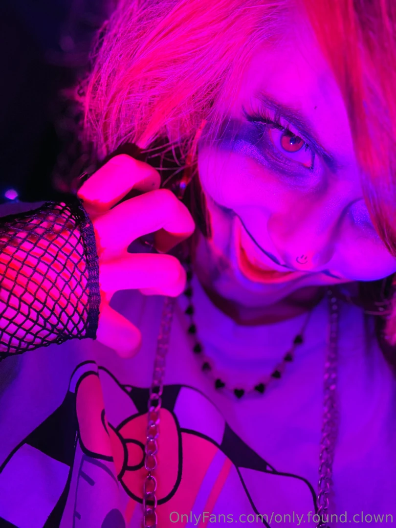 Part 1 creepy cutsie clown - sfw teaser part 2 