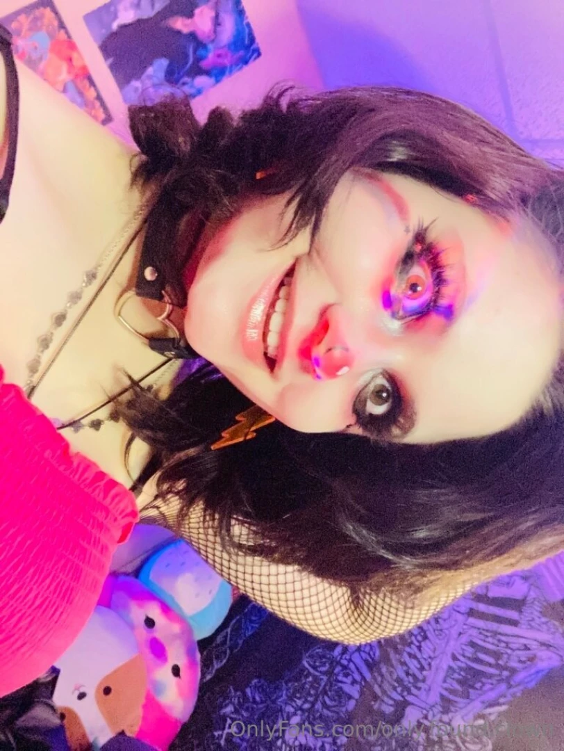 An older set but i look fucking hot 