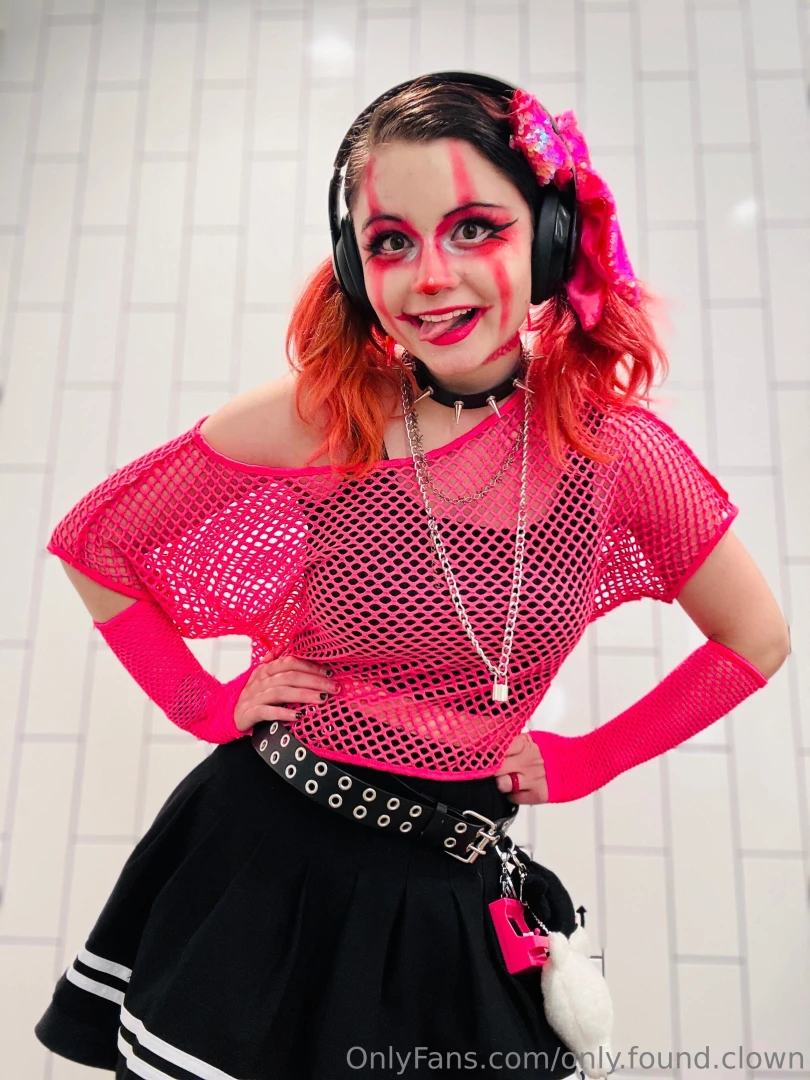Part 2 10 pretty in pink clownery - sfw tease clown clownmakeup 