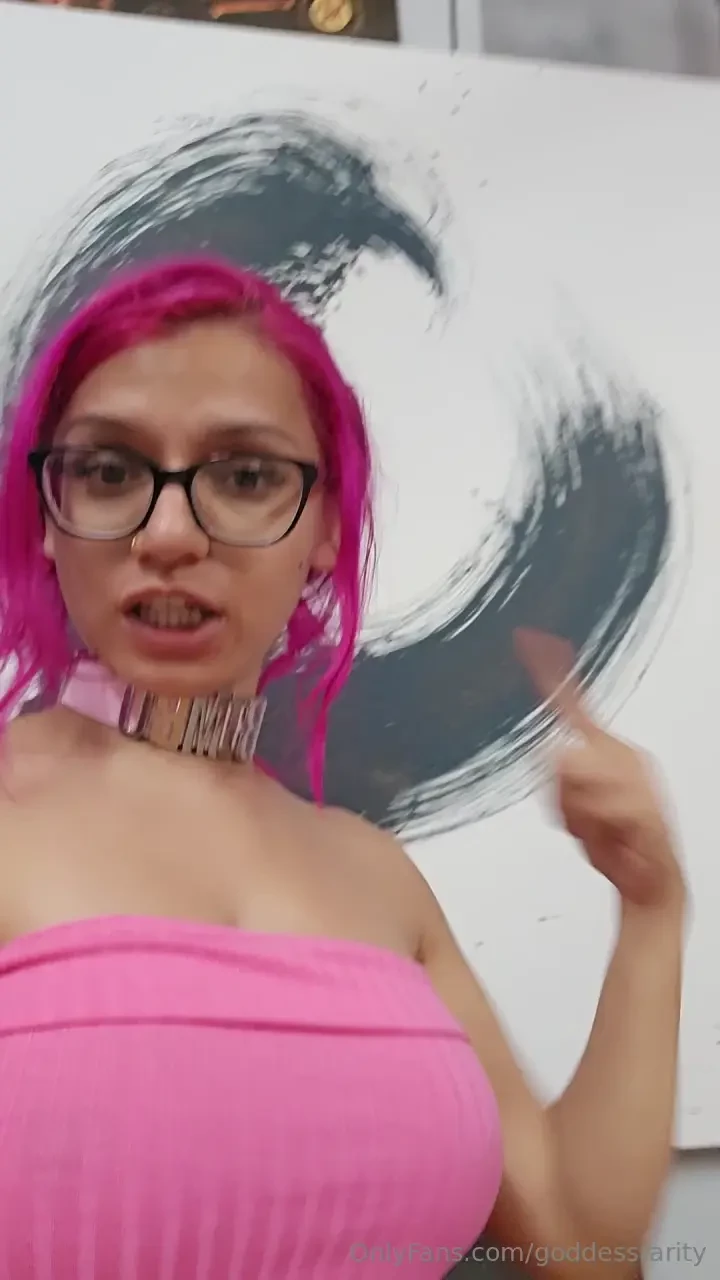 Art is so cool tip this post if you want a spicy video in your dms 